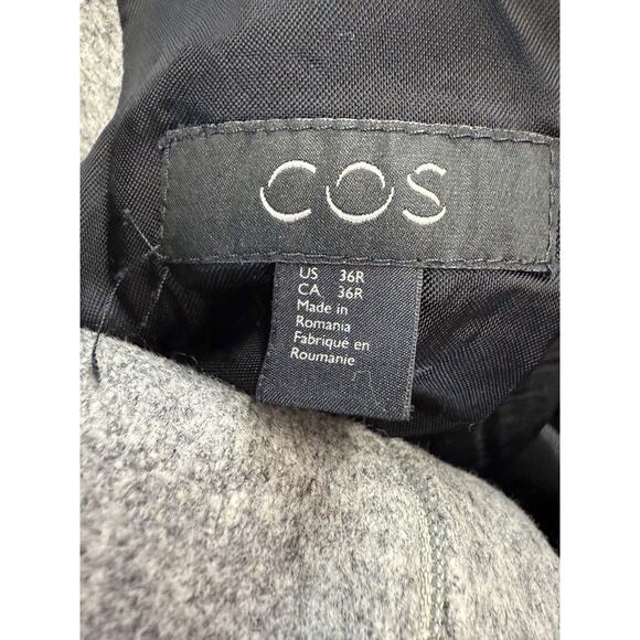 COS Men’s Gray Wool Blend Overcoat 36R Hidden Button Front Minimalist Classic - Picture 12 of 15